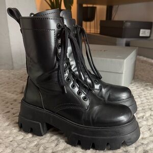 Thursdays Dynasty Black Leather Combat Boots - 7.5